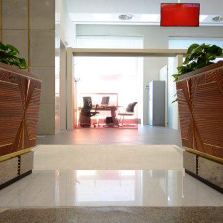 Ristrutturazione Agenzia via Ruggero Settimo 26 Unicredit Palermo